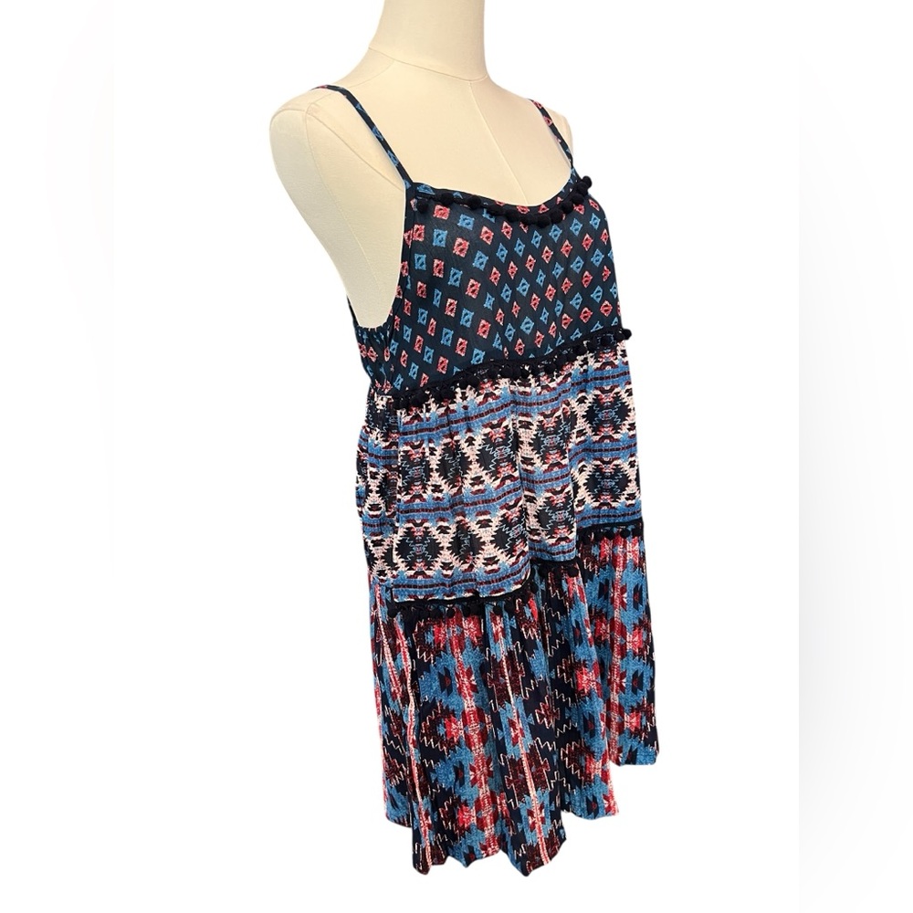 🆕 💙❤️🤍 NWOT WALLFLOWER Aztec Design Spaghetti Strap Dress | Women’s Sz M - Picture 2 of 10